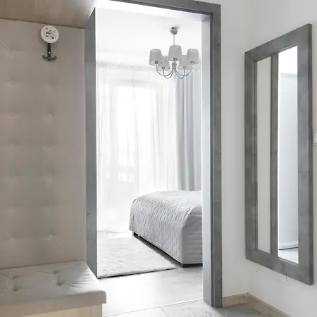 Apartament Szary *