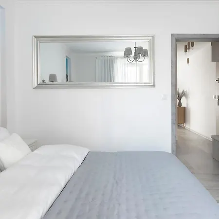 Szary Apartment